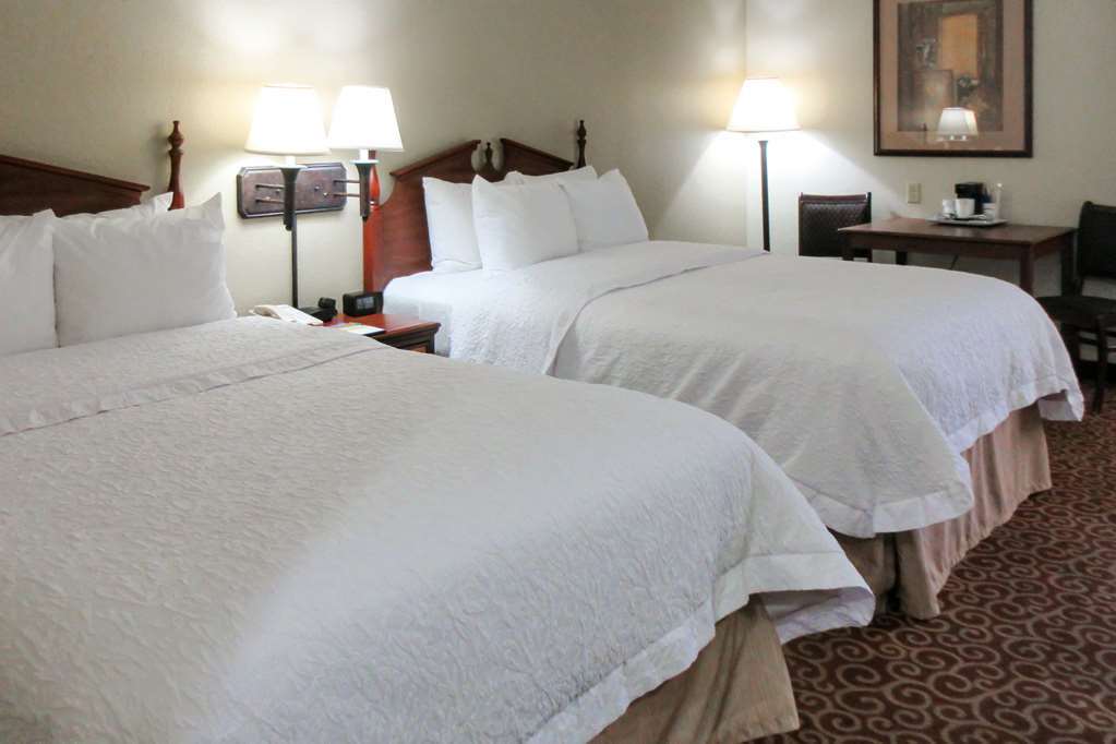 Quality Inn & Suites Quincy - Downtown Zimmer foto